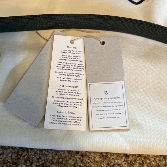 SOLD🦚🦚 - Picture 3 of 12